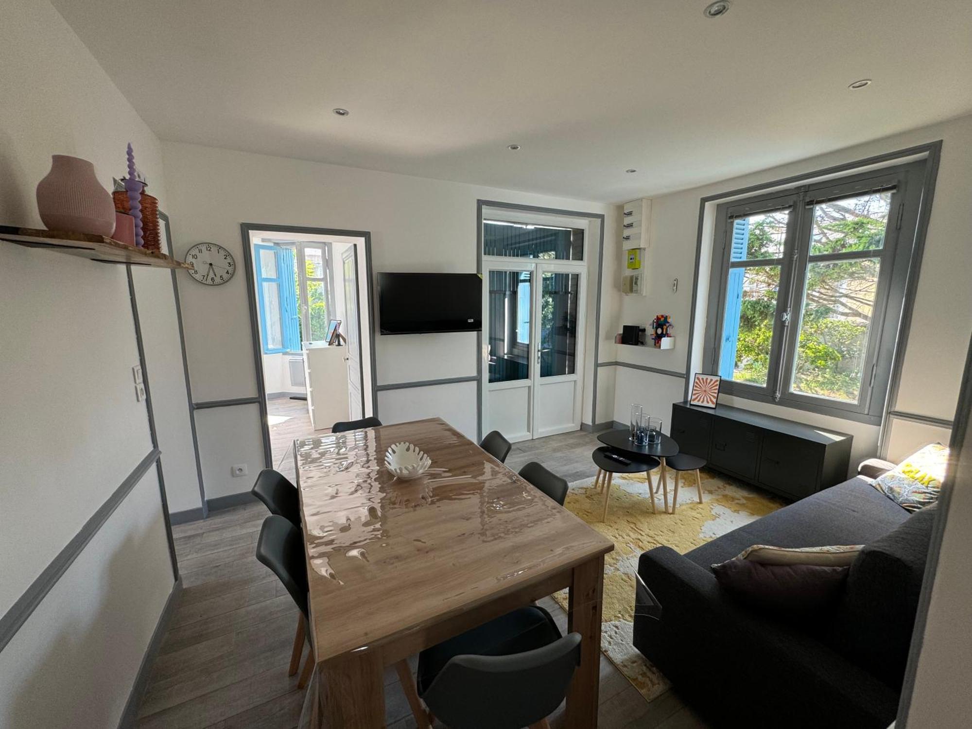 Holiday home Myrtille - Maison 6 Personnes Avec Jardin A 100m De La